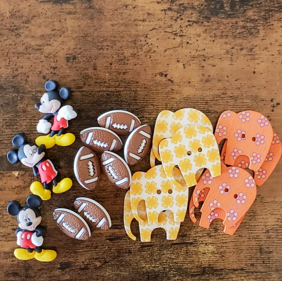 Face Mask Bundle : Buttons - Picture 3 of 7